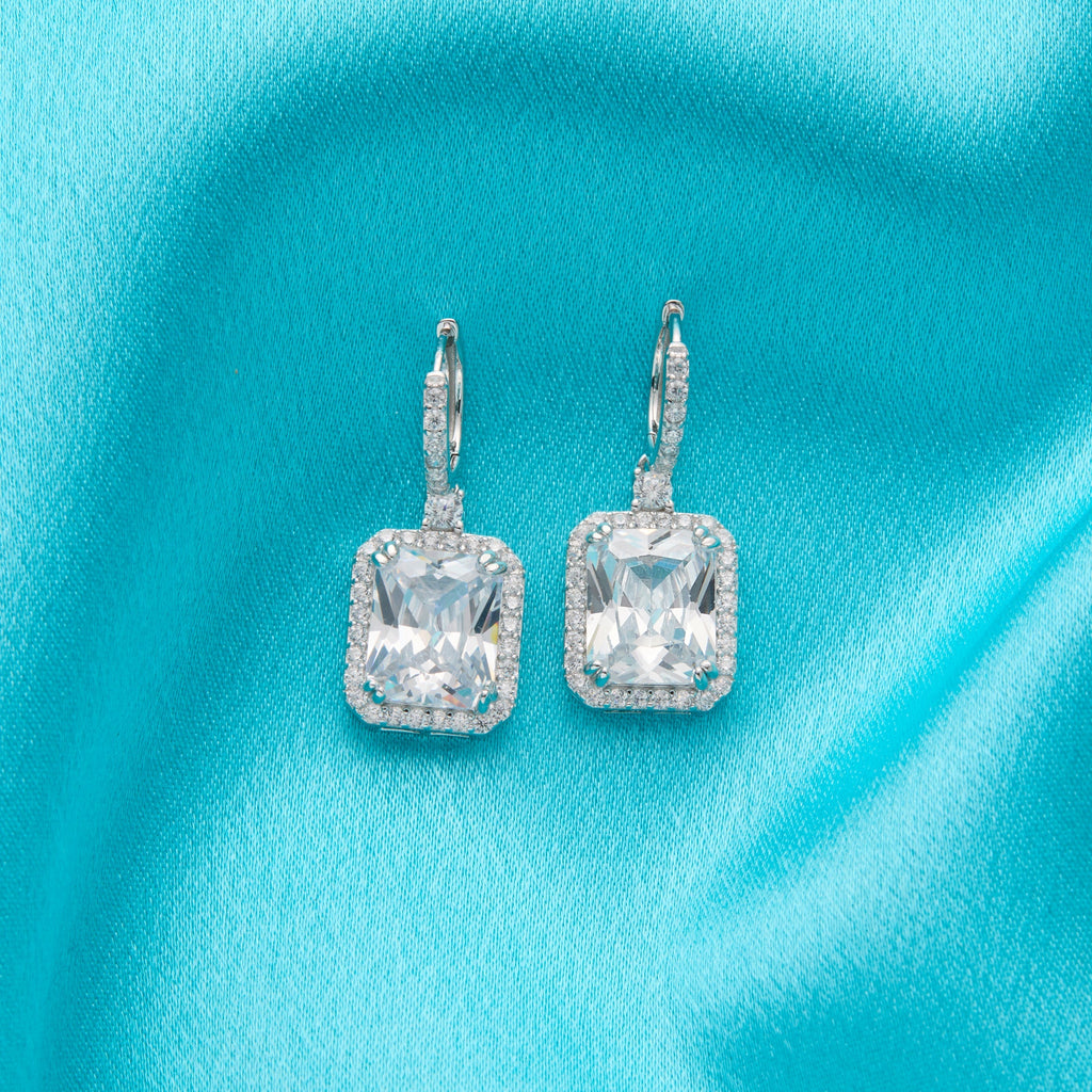 Timeless Earrings – Elegant & Versatile Jewelry for Everyday Wear & Gifting