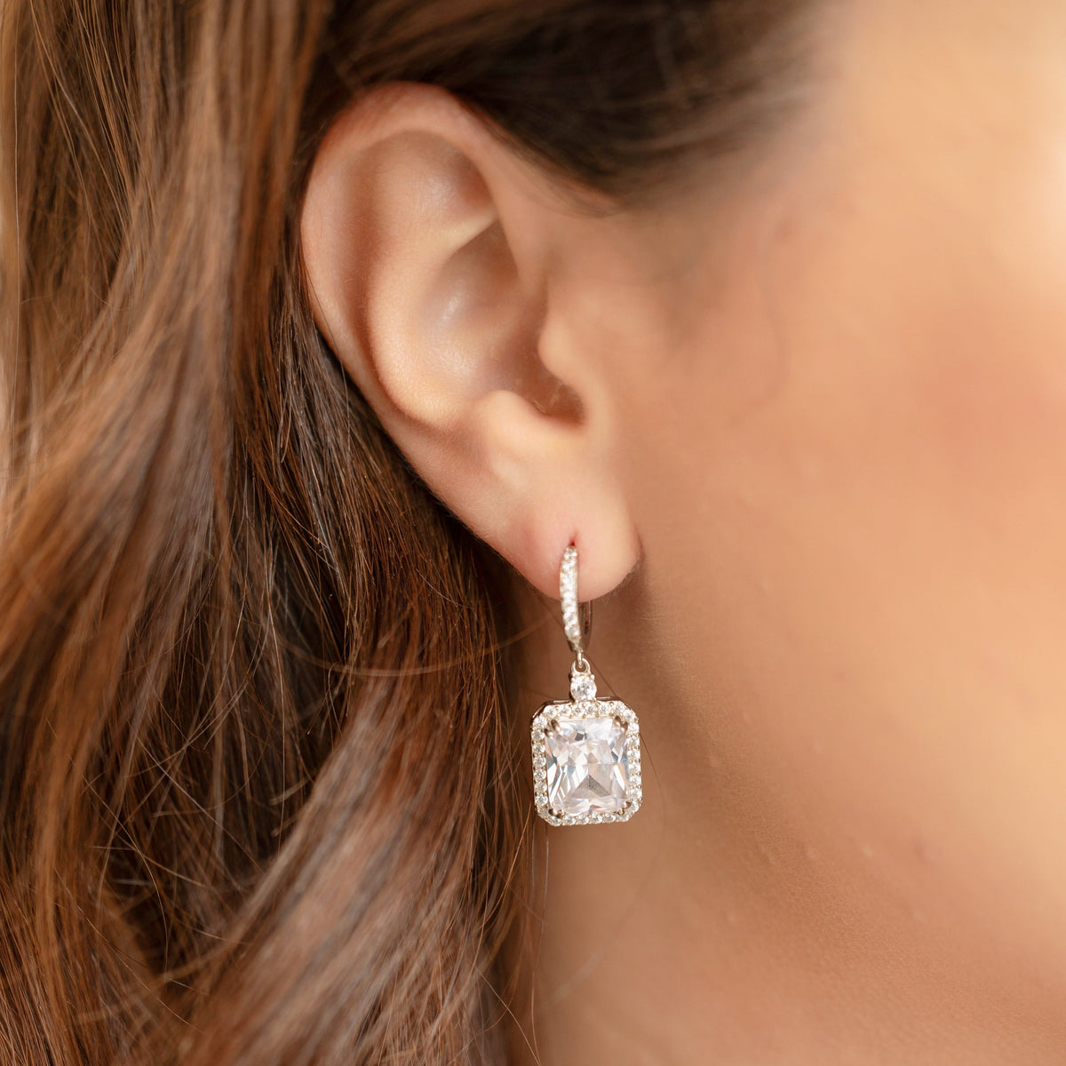 Timeless Earrings – Elegant & Versatile Jewelry for Everyday Wear & Gifting